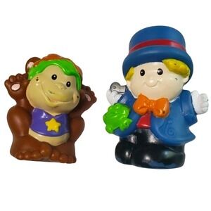 Fisher Price Little People Circus Ringmaster Eddie Boy & Monkey Figures 1998 Toy